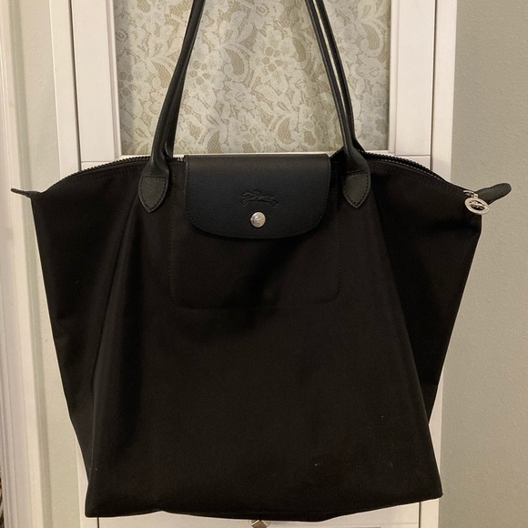 Longchamp Le Pliage Tote Bag - Picture 2 of 16